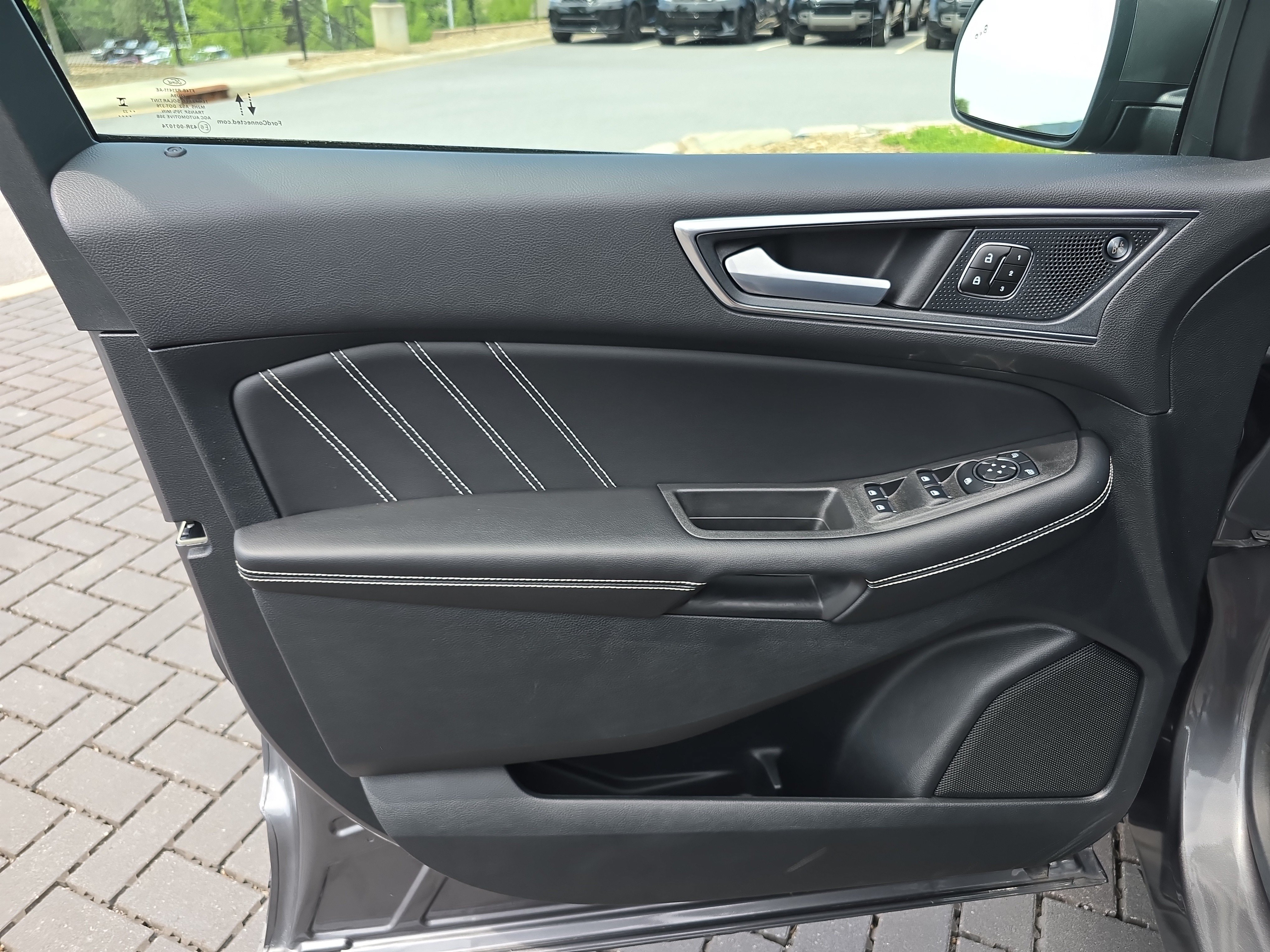 Used 2023 Ford Edge ST AWD/4WD image 18