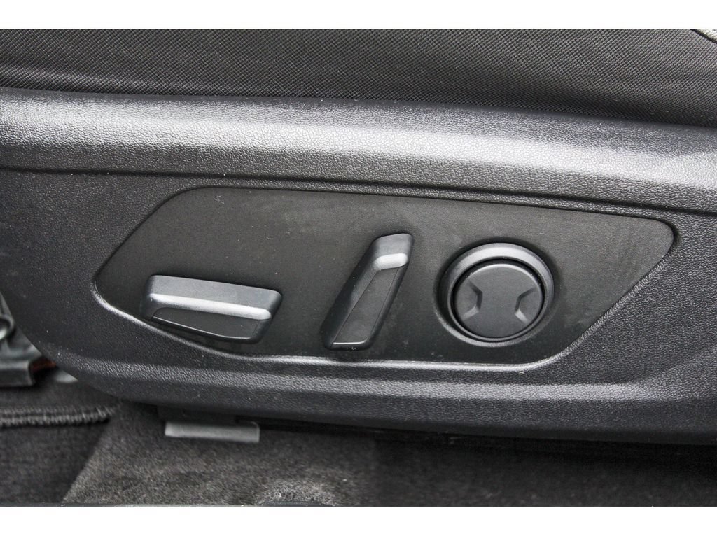 Certified 2022 Hyundai Elantra SEL w/ Convenience + Premium Package FWD image 32