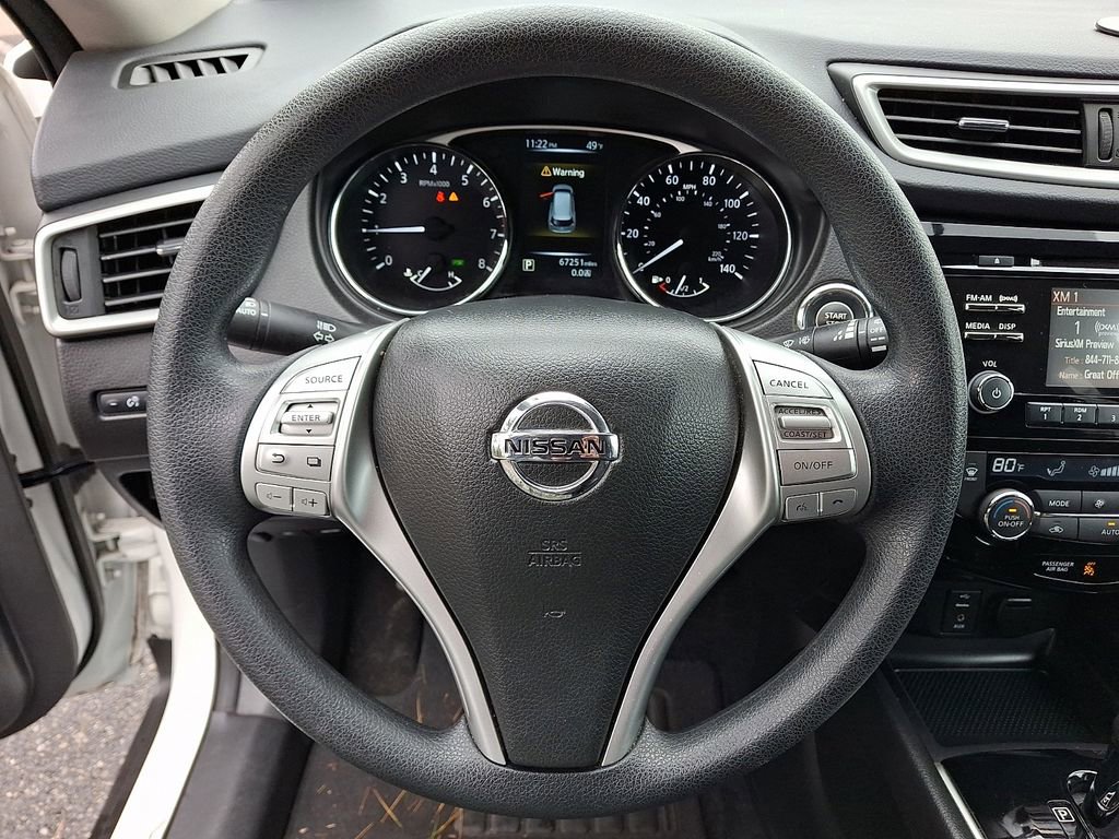 Used 2016 Nissan Rogue SV AWD/4WD image 19