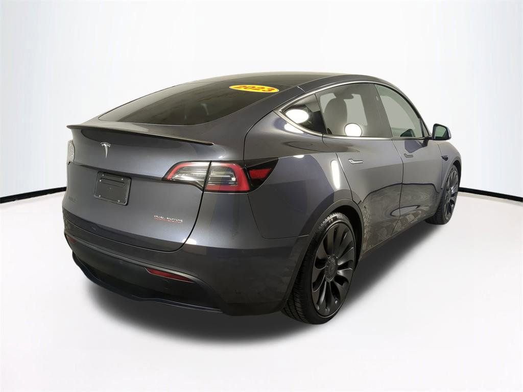 Used 2023 Tesla Model Y Performance image 5