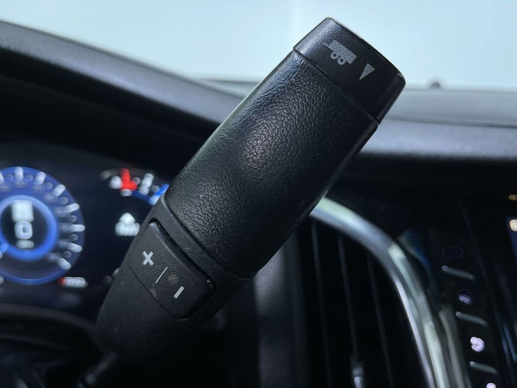 Used 2017 Cadillac Escalade Luxury image 24