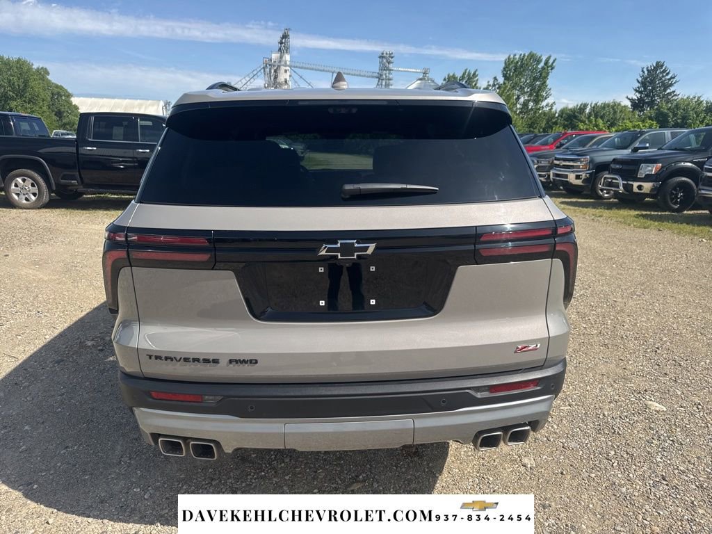 Used 2026 Chevrolet Traverse Z71 w/ Driver Confidence Package AWD/4WD image 4