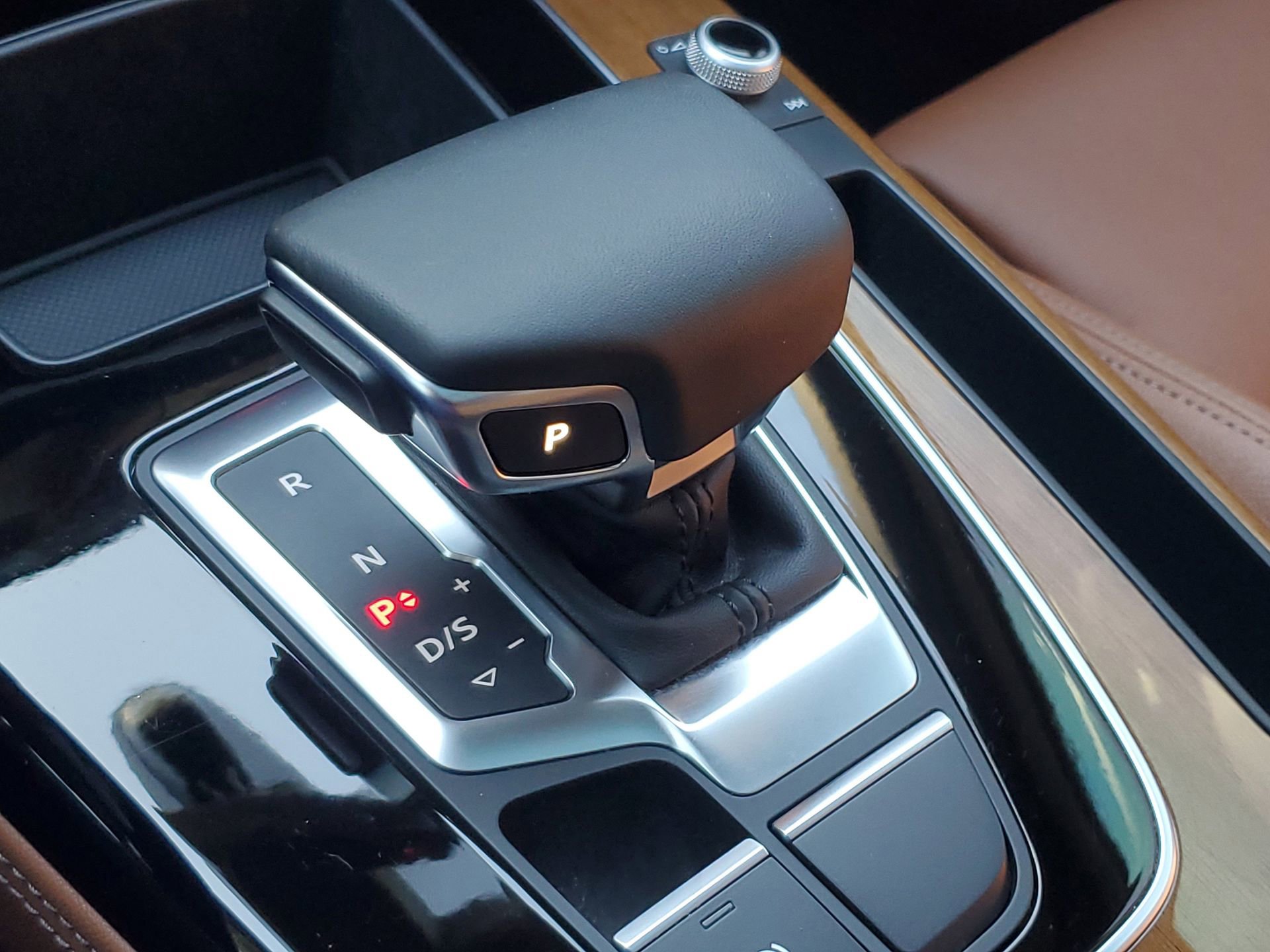 Certified 2024 Audi Q5 2.0T Premium Plus image 31