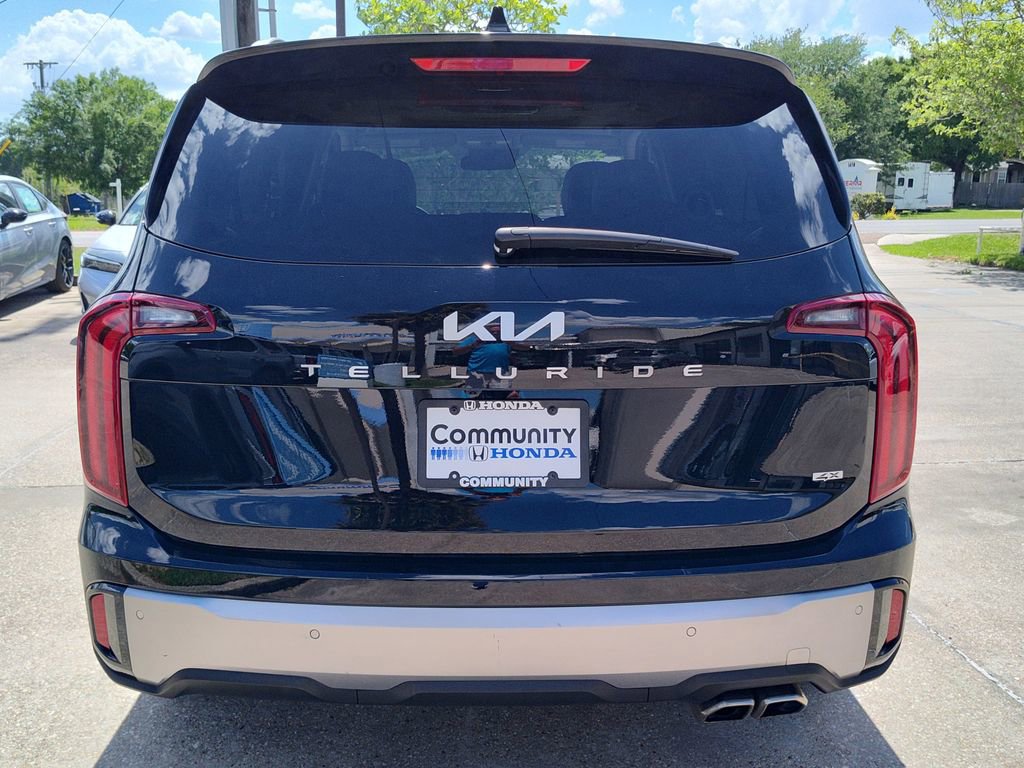 Used 2025 Kia Telluride S image 7