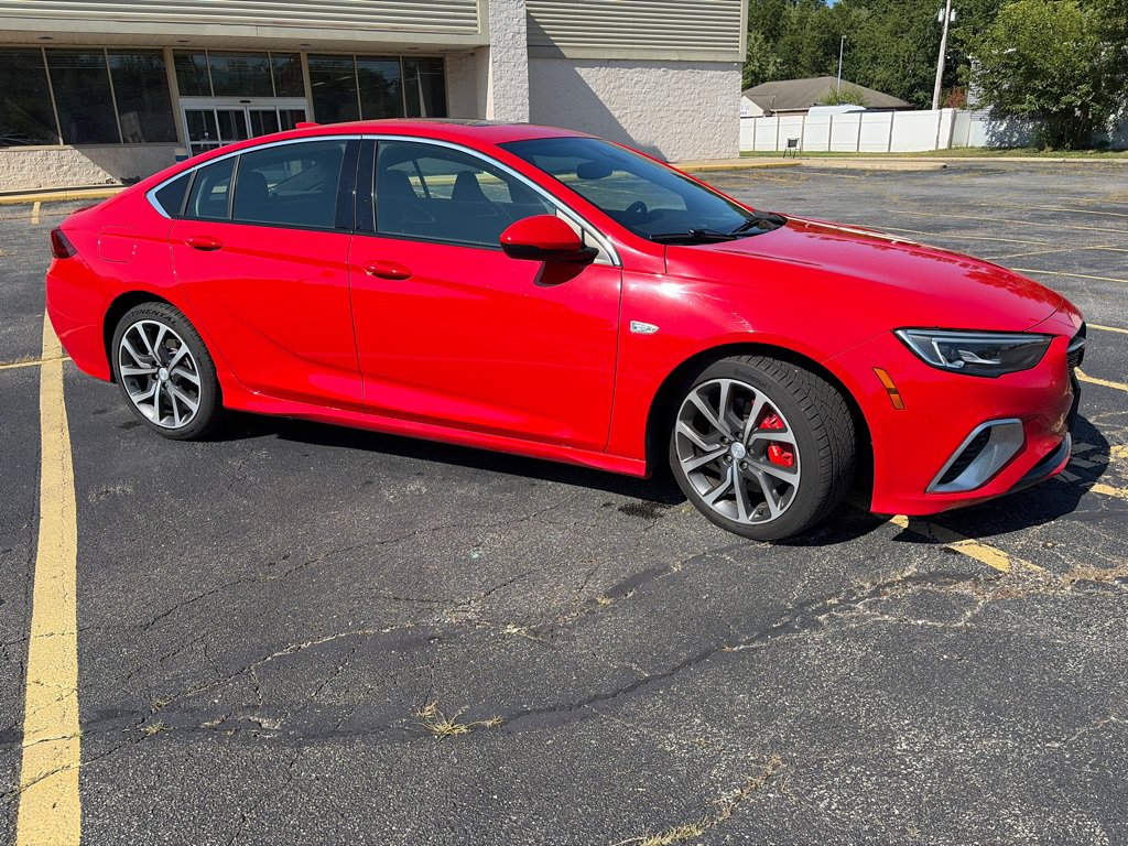 Used 2019 Buick Regal GS AWD/4WD image 12