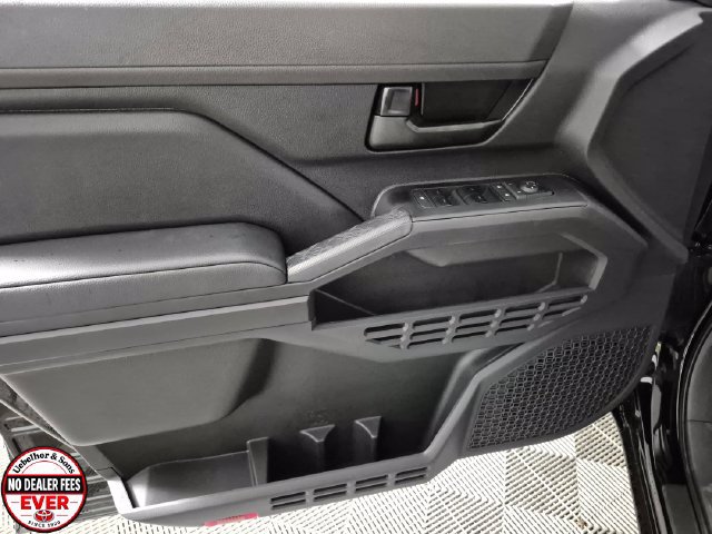 New 2026 Toyota Tacoma SR w/ SR Upgrade Package AWD/4WD image 15