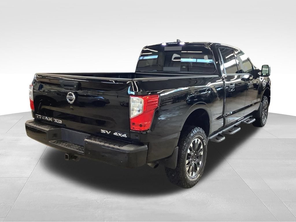 Used 2022 Nissan Titan SV AWD/4WD image 24
