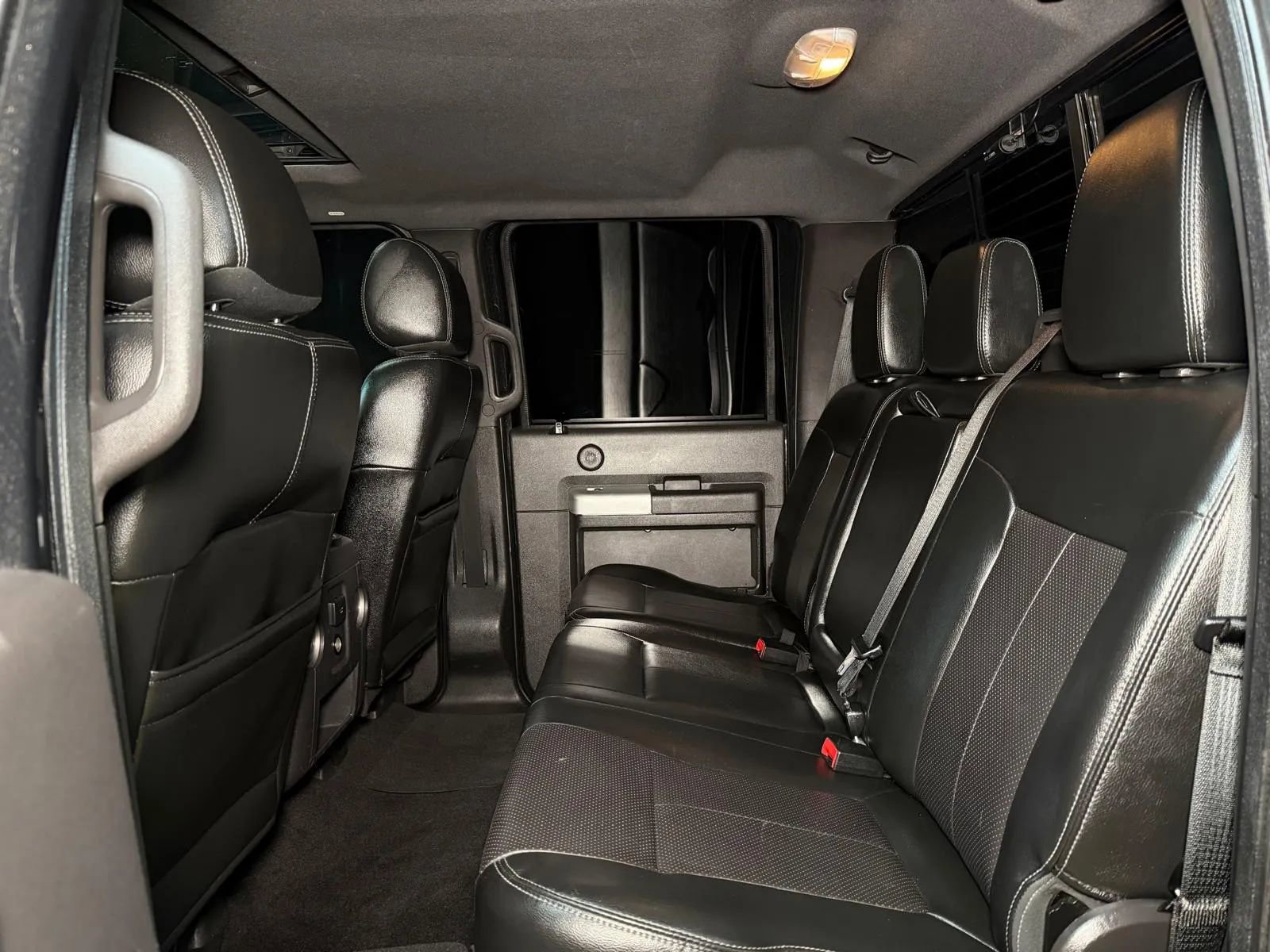 Used 2015 Ford F350 Lariat w/ Lariat Ultimate Package AWD/4WD image 16