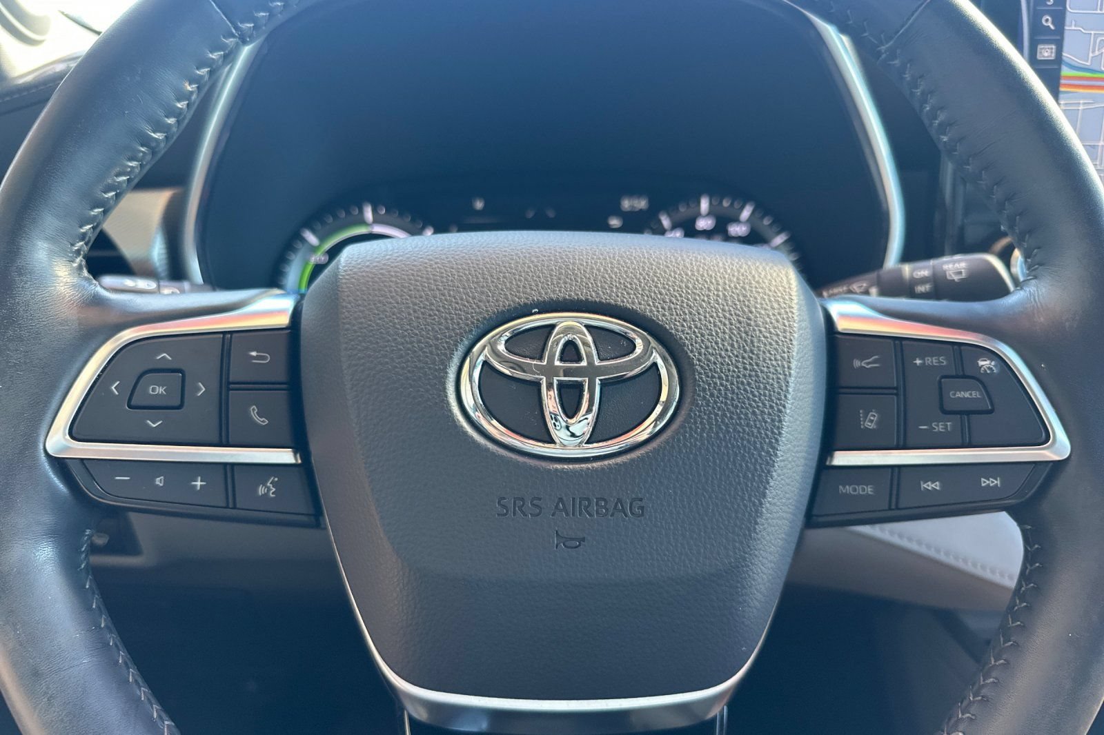 Certified 2021 Toyota Highlander Platinum AWD/4WD image 29
