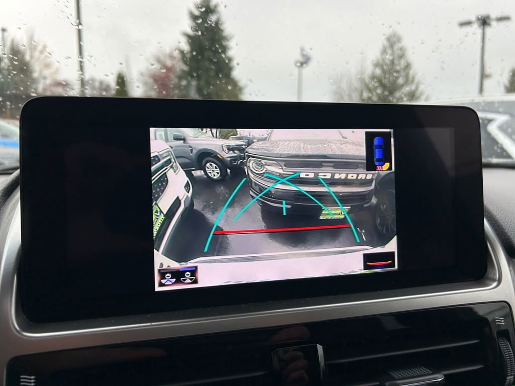 Used 2022 Lexus GX 460 Premium w/ Premium Package image 19