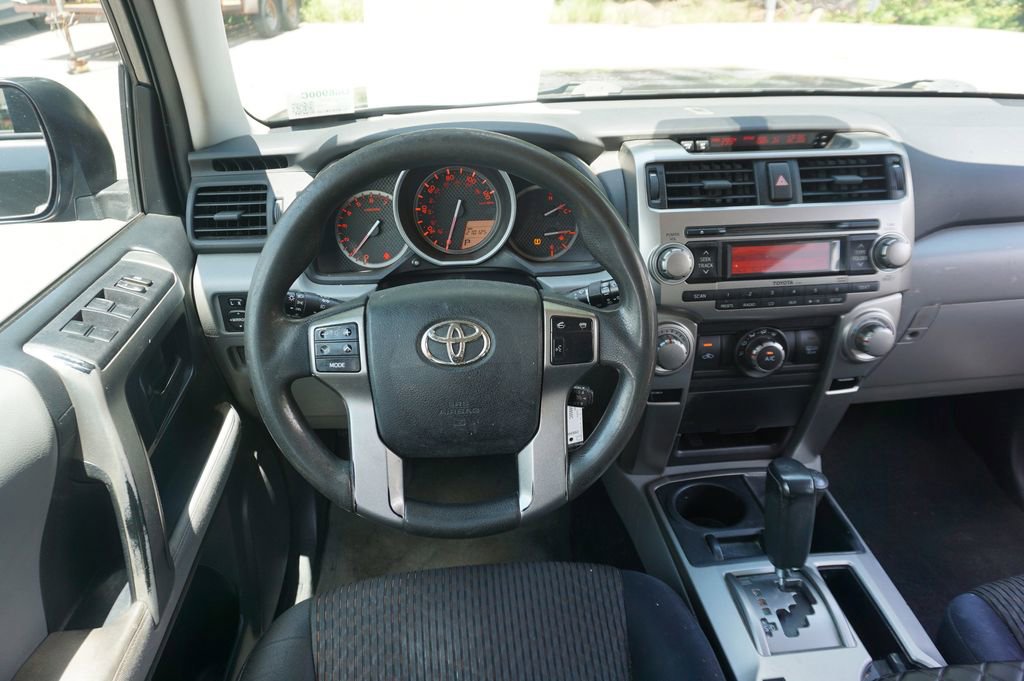 Used 2010 Toyota 4Runner SR5 AWD/4WD image 5