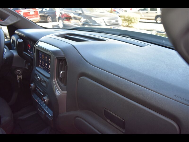 Used 2022 Chevrolet Silverado 1500 Custom w/ Safety Confidence Package AWD/4WD image 36