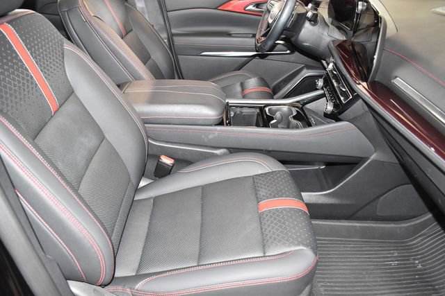 Used 2024 Chevrolet Traverse RS w/ LPO, Floor Liner Package AWD/4WD image 10