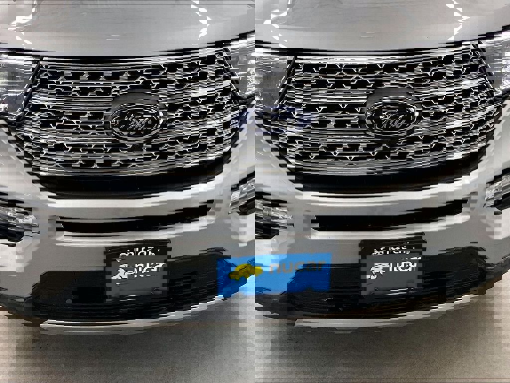 Used 2023 Ford Explorer Limited w/ Equipment Group 301A AWD/4WD image 31