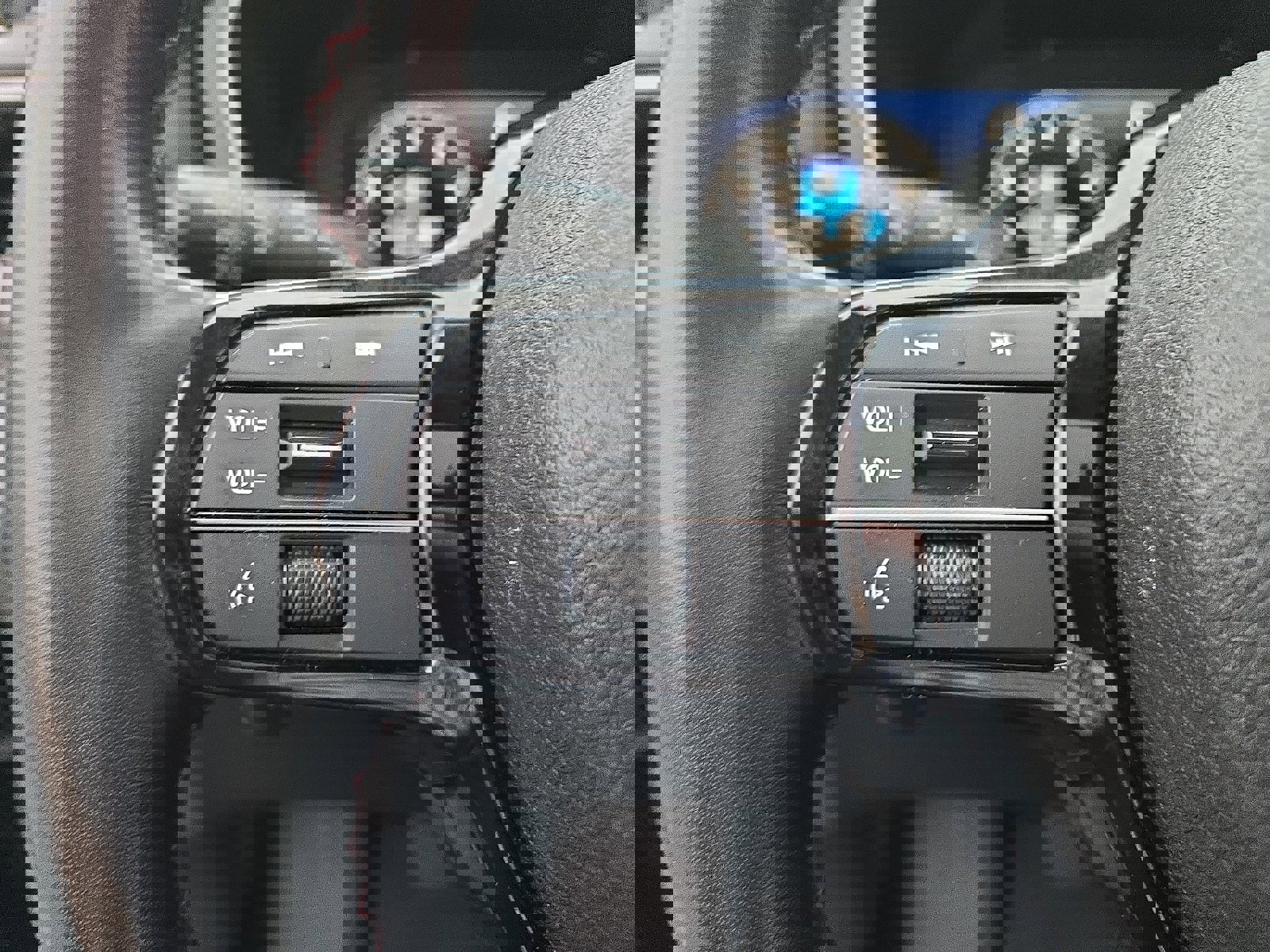 Used 2025 Honda Pilot Black Edition image 22