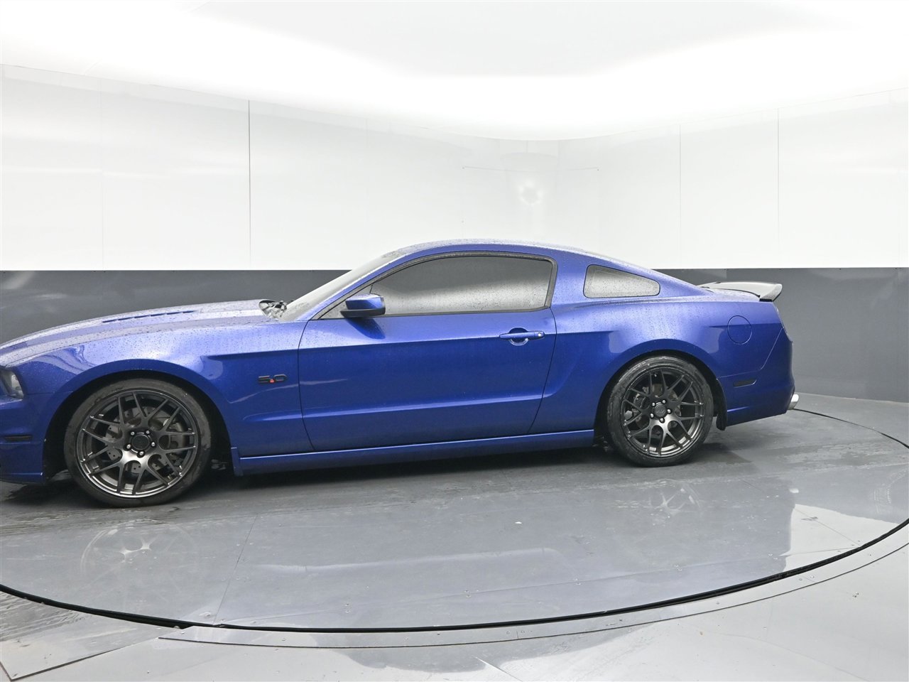 Used 2014 Ford Mustang GT Premium image 8