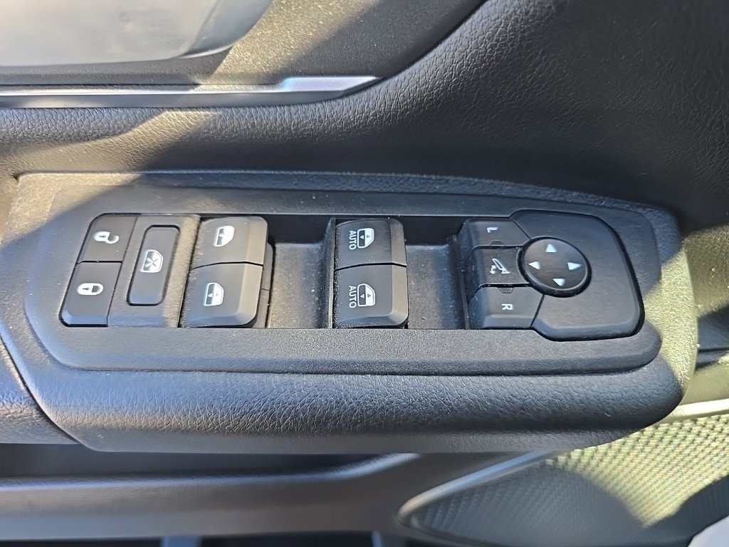 Certified 2025 RAM 1500 Big Horn image 19