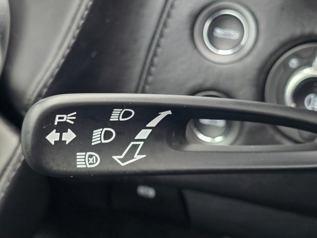 Used 2022 McLaren GT RWD image 34