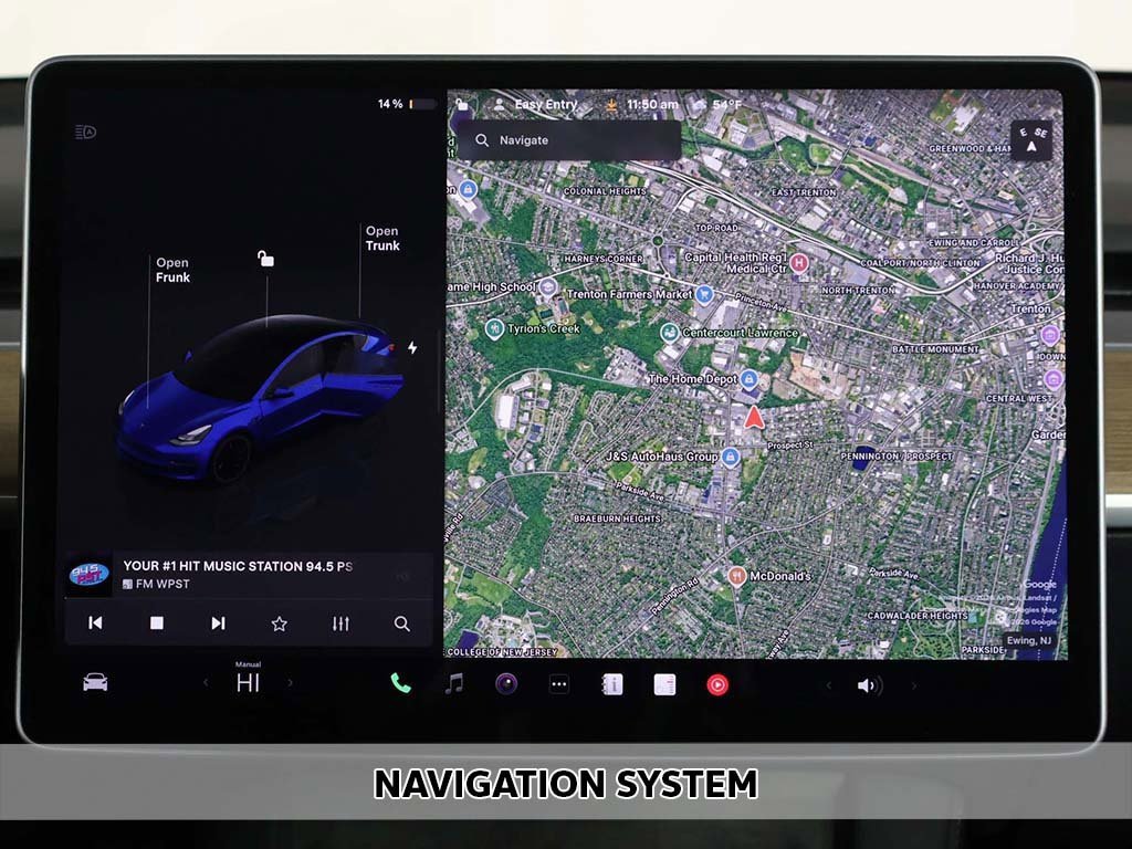 Used 2023 Tesla Model 3 Performance image 4