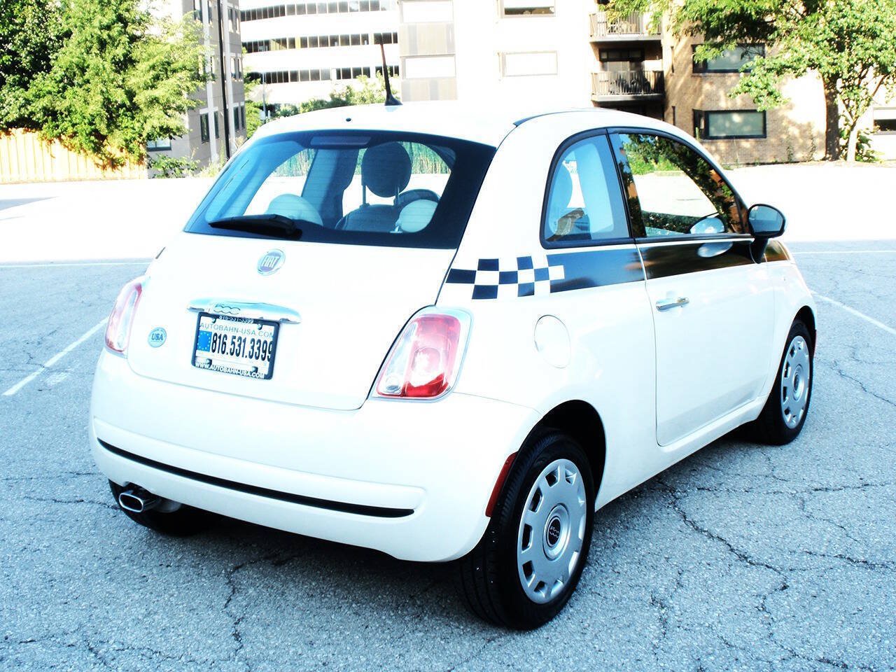 Used 2015 FIAT 500 Pop FWD image 10