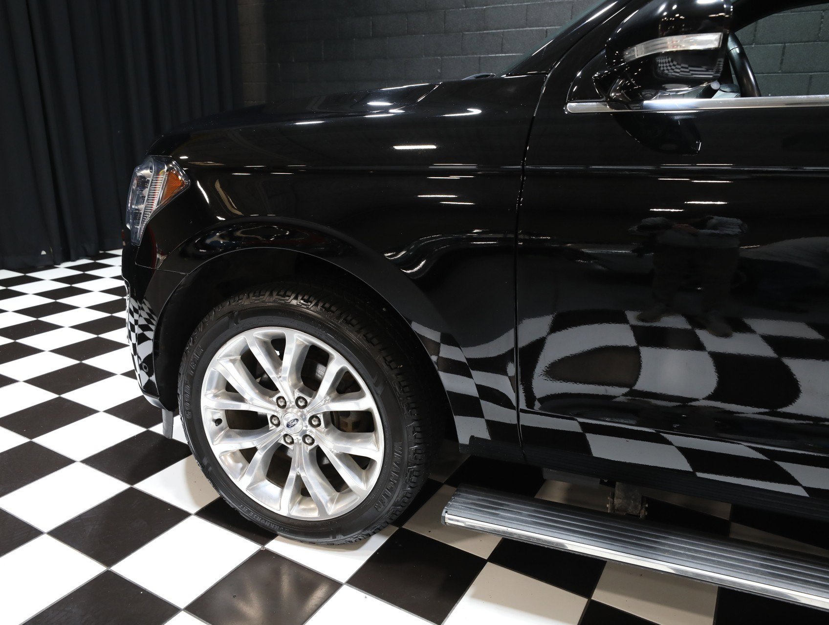 Used 2018 Ford Expedition Max Limited w/ Equipment Group 302A image 22