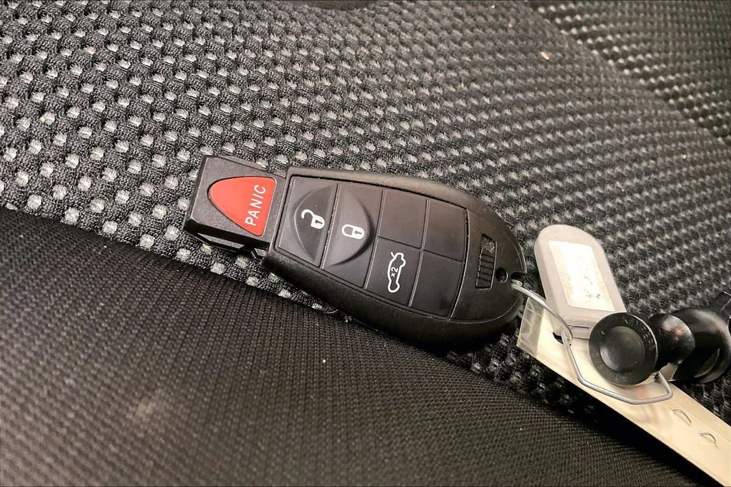 Used 2015 Dodge Dart SXT image 10