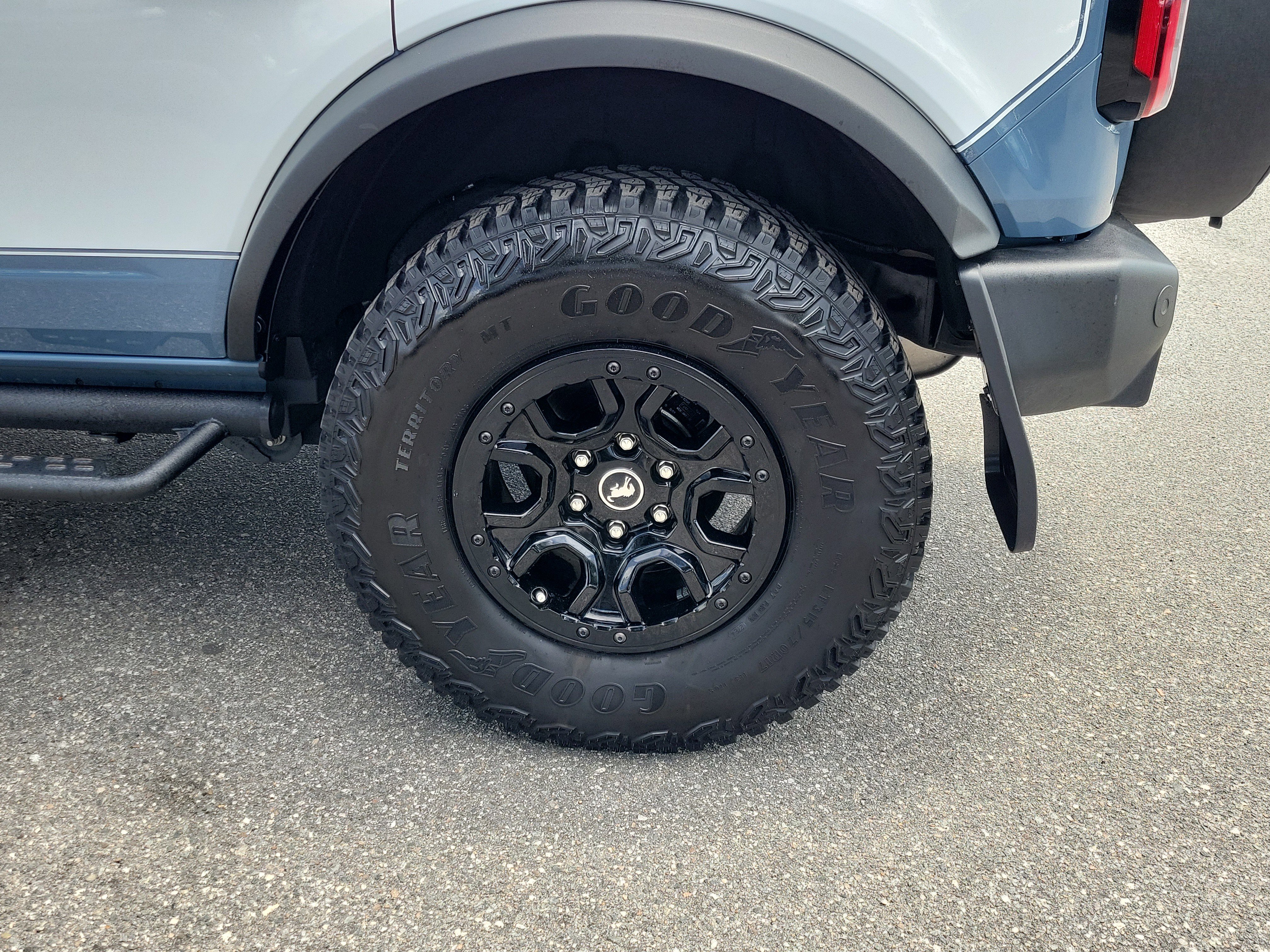 Used 2024 Ford Bronco Wildtrak image 5