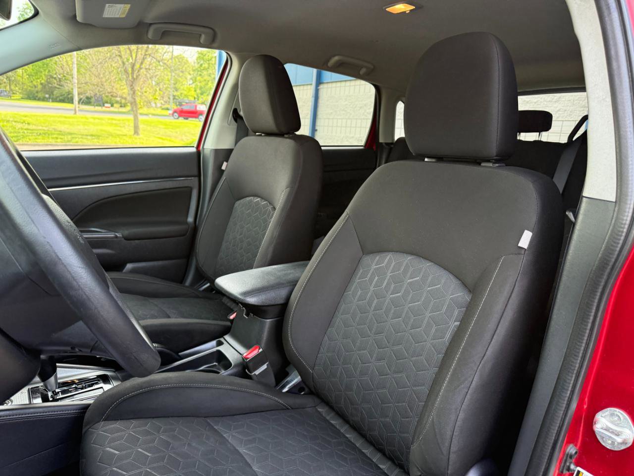 Used 2020 Mitsubishi Outlander Sport SE AWD/4WD image 13