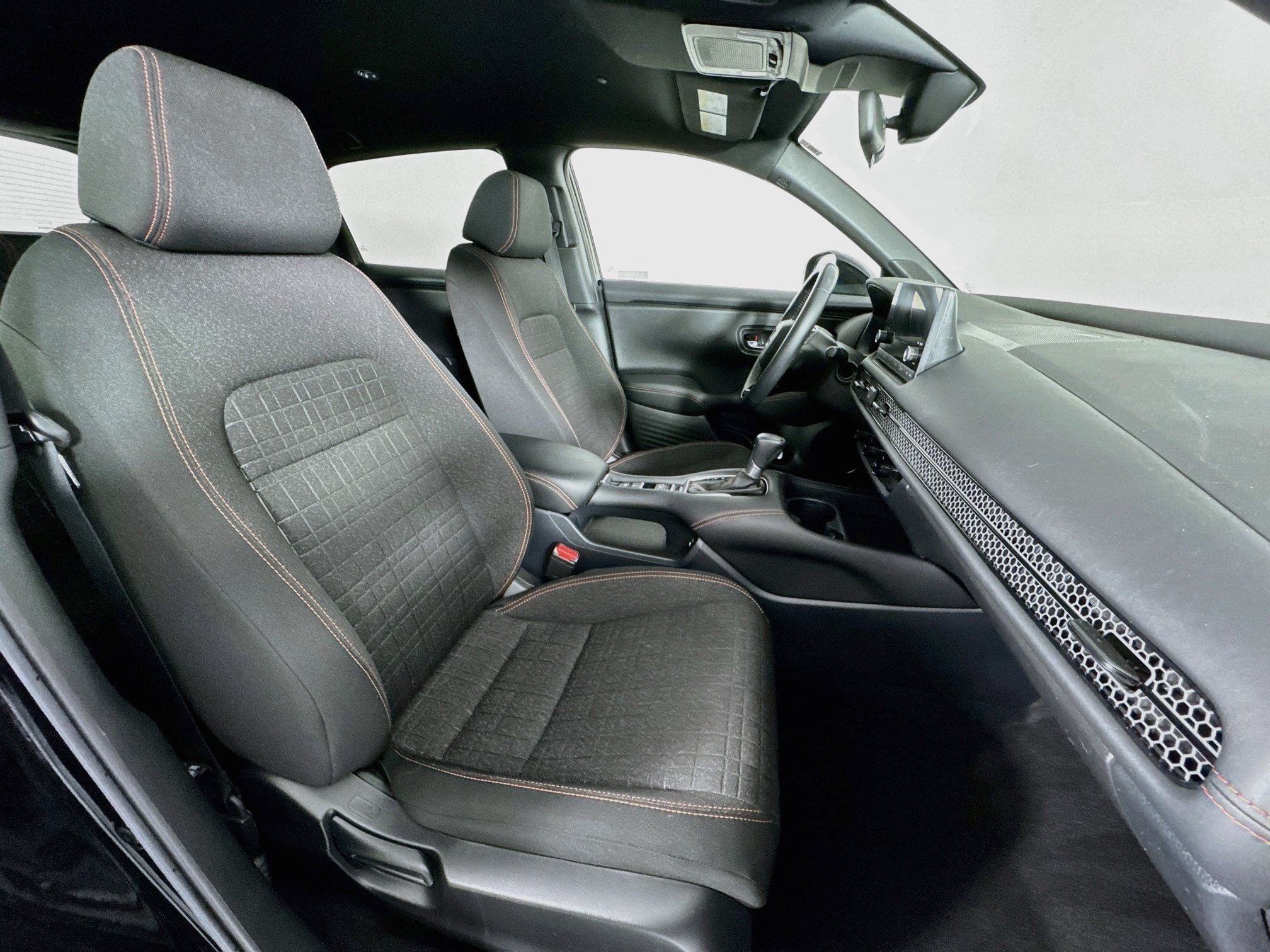 Certified 2024 Honda HR-V Sport image 26