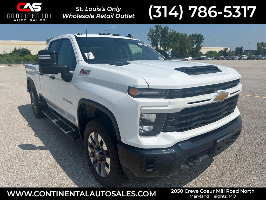 Used 2024 Chevrolet Silverado 2500 Custom w/ Custom Convenience Package AWD/4WD video 1