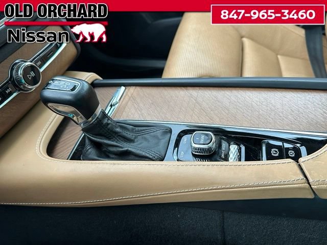 Used 2016 Volvo XC90 T6 Inscription w/ Vision Package AWD/4WD image 19