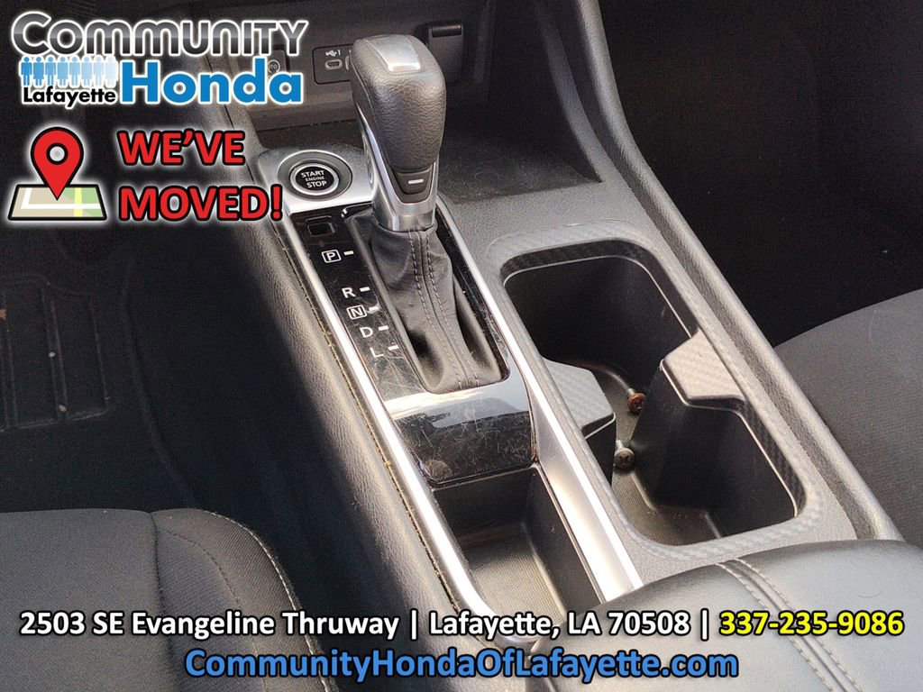Used 2024 Nissan Sentra SV FWD image 28