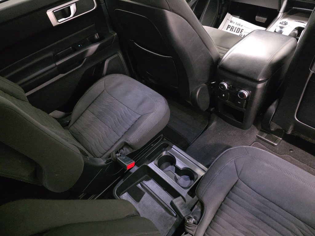 Used 2020 Ford Explorer XLT AWD/4WD image 8