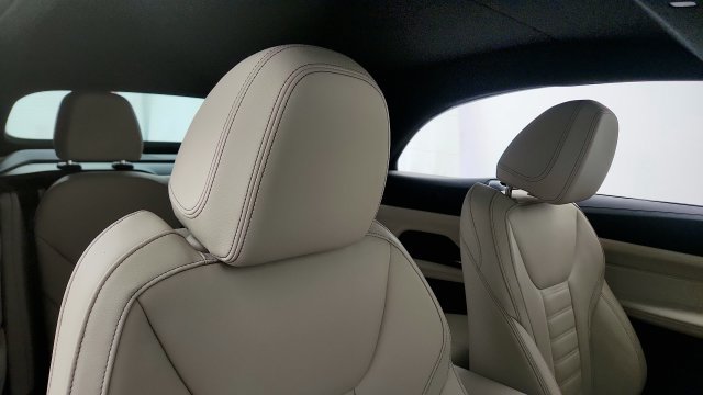 Used 2026 BMW M440i Convertible RWD image 36