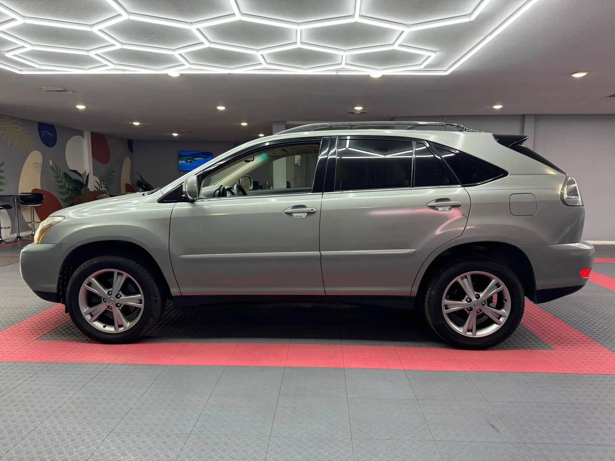 Used 2006 Lexus RX 400h 2WD image 4