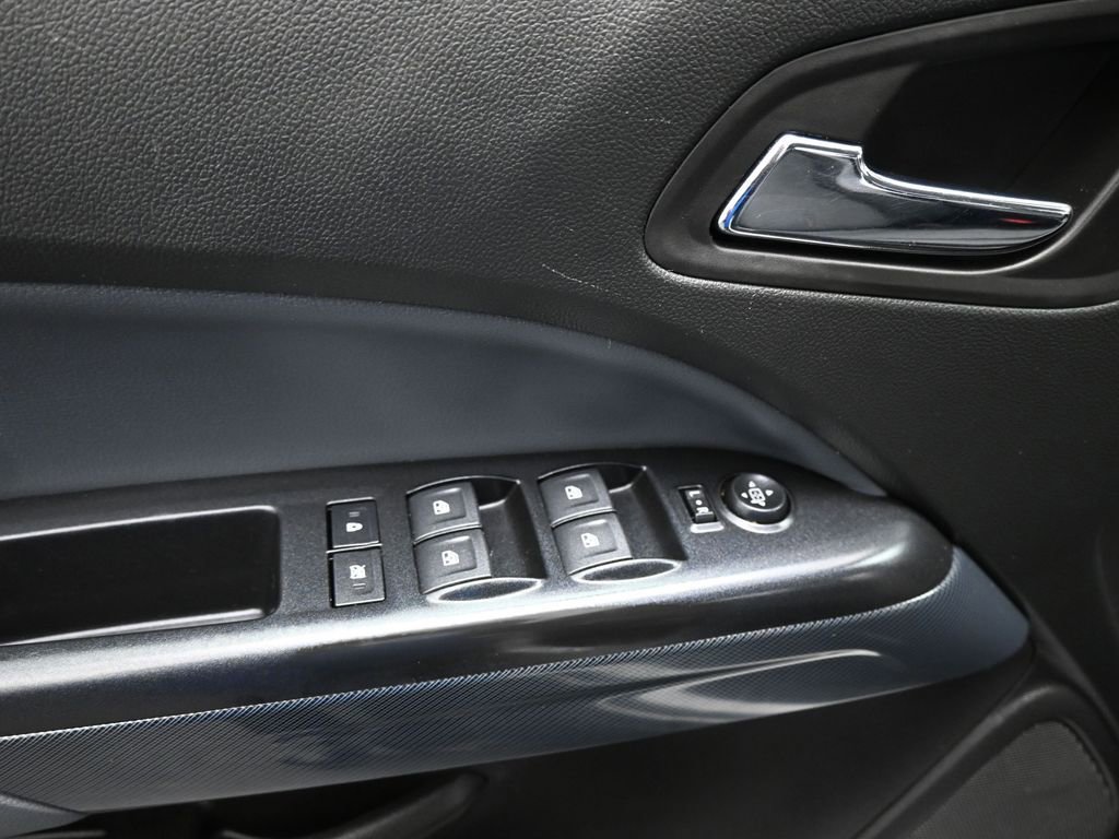 Used 2020 Chevrolet Colorado Z71 image 12