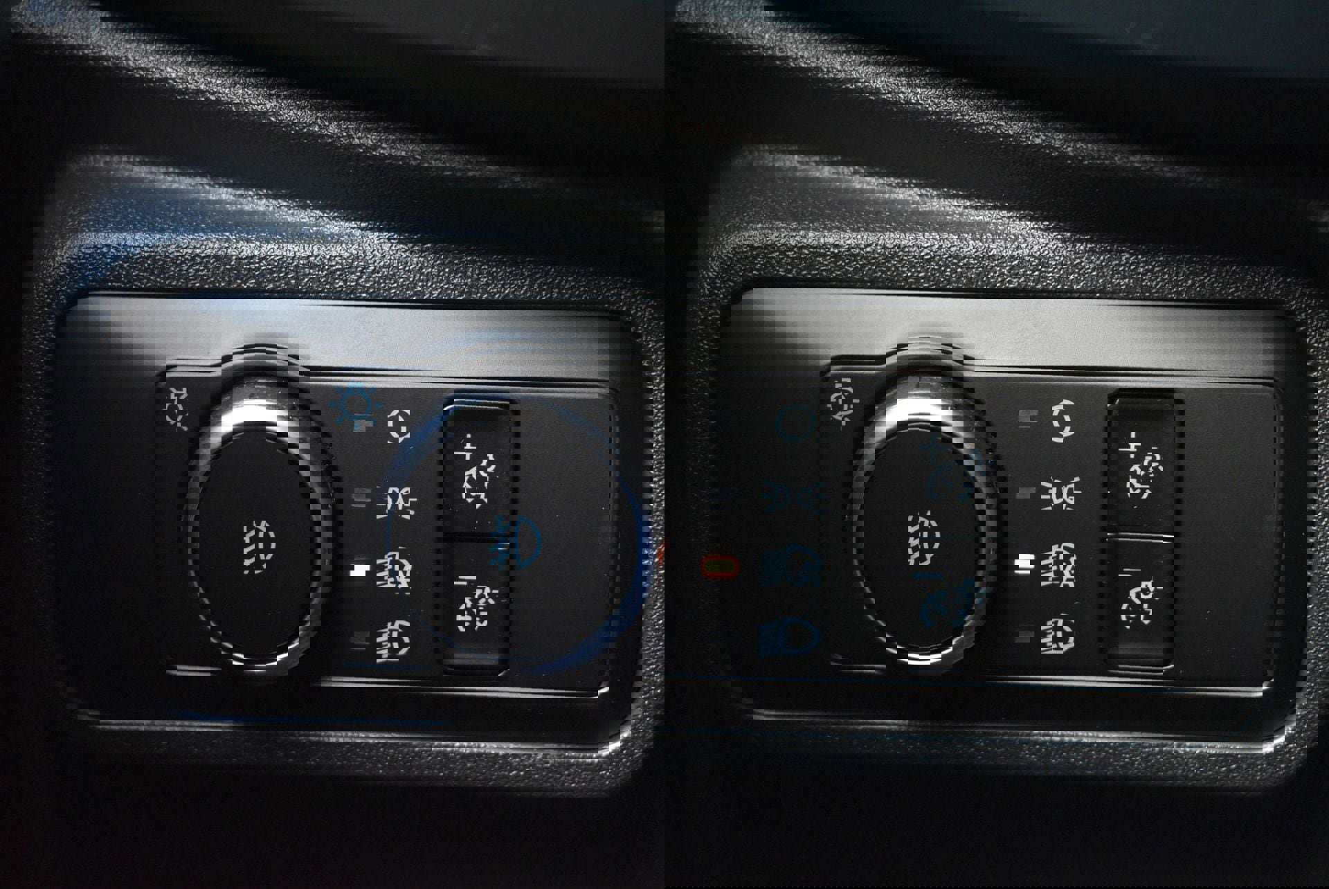 New 2025 Ford Bronco Heritage Edition image 17