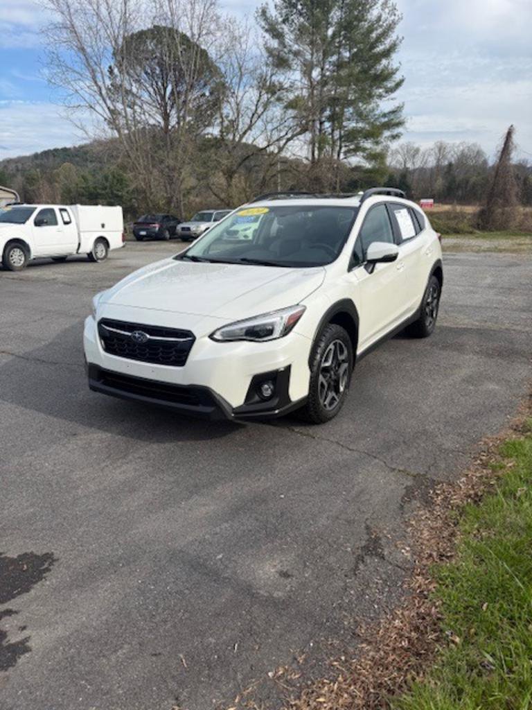 Used 2020 Subaru Crosstrek 2.0i Limited w/ Moonroof Package w/Navigation AWD/4WD image 3