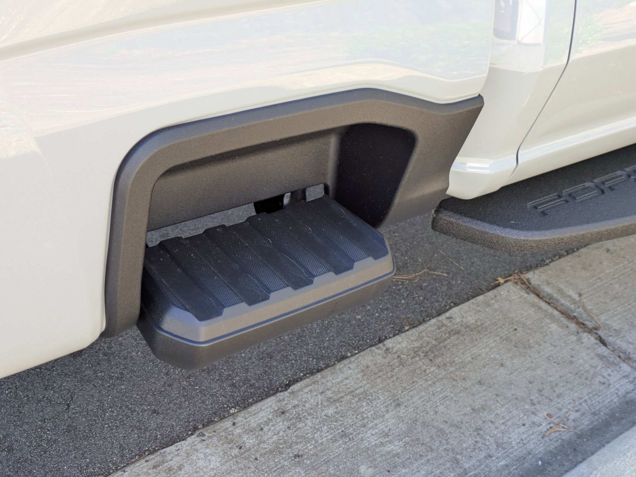 New 2026 Ford F350 Platinum w/ Tremor Off-Road Package image 34