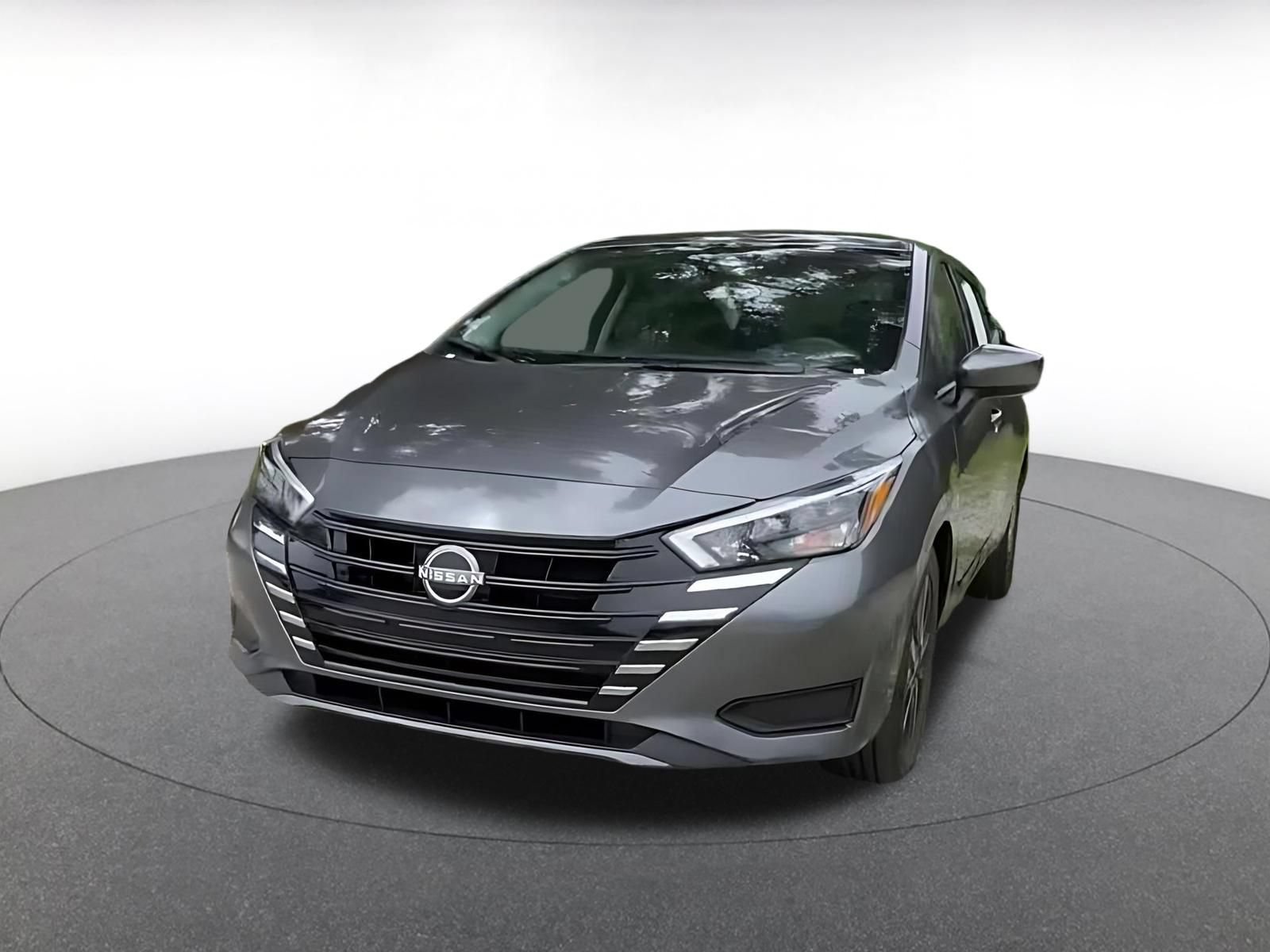 Used 2025 Nissan Versa SV FWD image 7