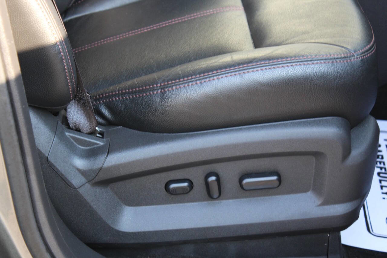 Used 2013 Ford Edge Limited image 23