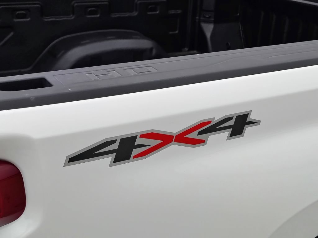 Used 2025 Chevrolet Silverado 2500 LT w/ Convenience Package AWD/4WD image 19