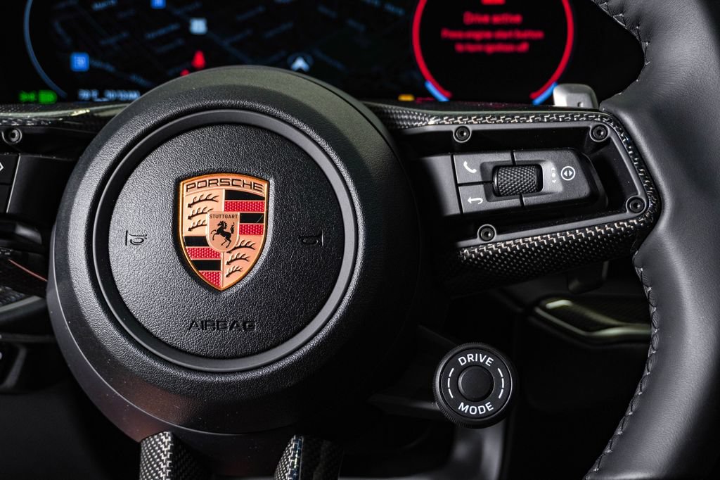 New 2026 Porsche Cayenne Coupe AWD/4WD image 19