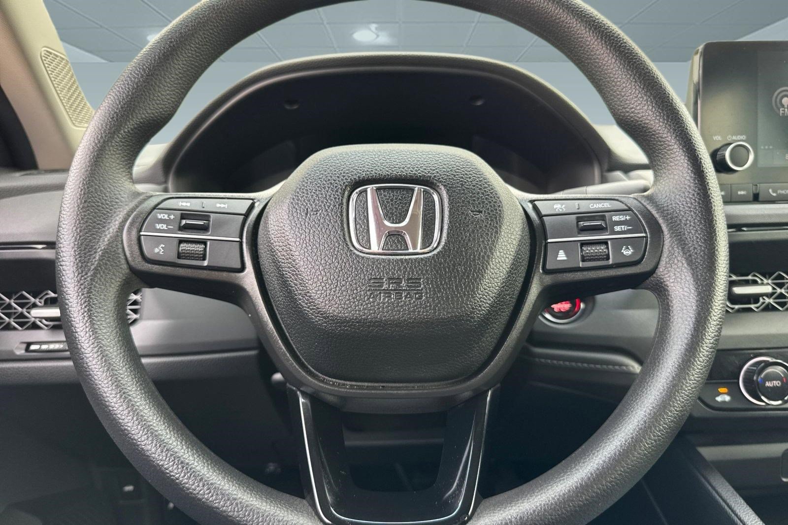 Used 2023 Honda Accord EX image 17