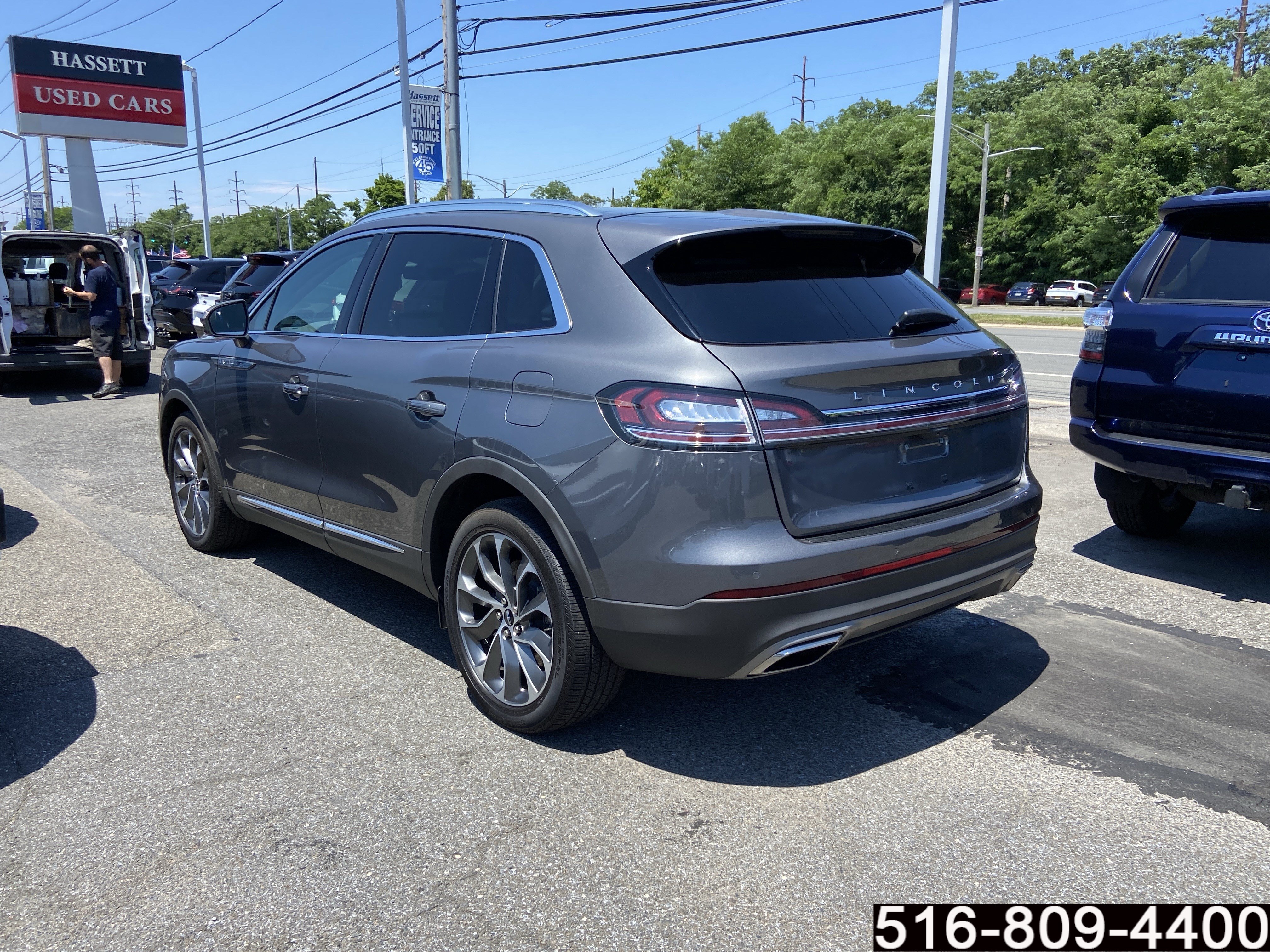 Used 2023 Lincoln Nautilus Reserve AWD/4WD image 7