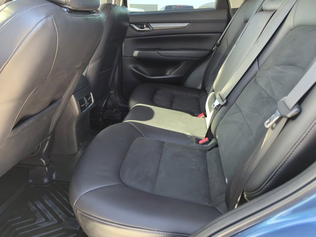 Used 2017 MAZDA CX-5 Touring w/ Preferred Equipment Package FWD image 22