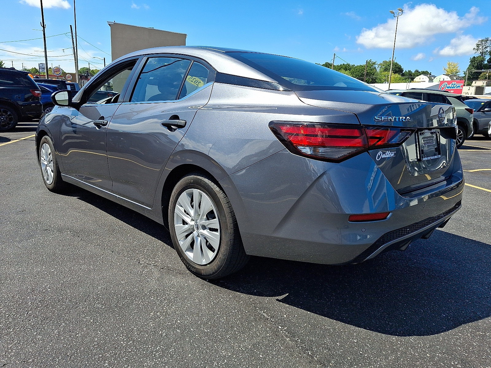 Used 2025 Nissan Sentra S FWD image 4