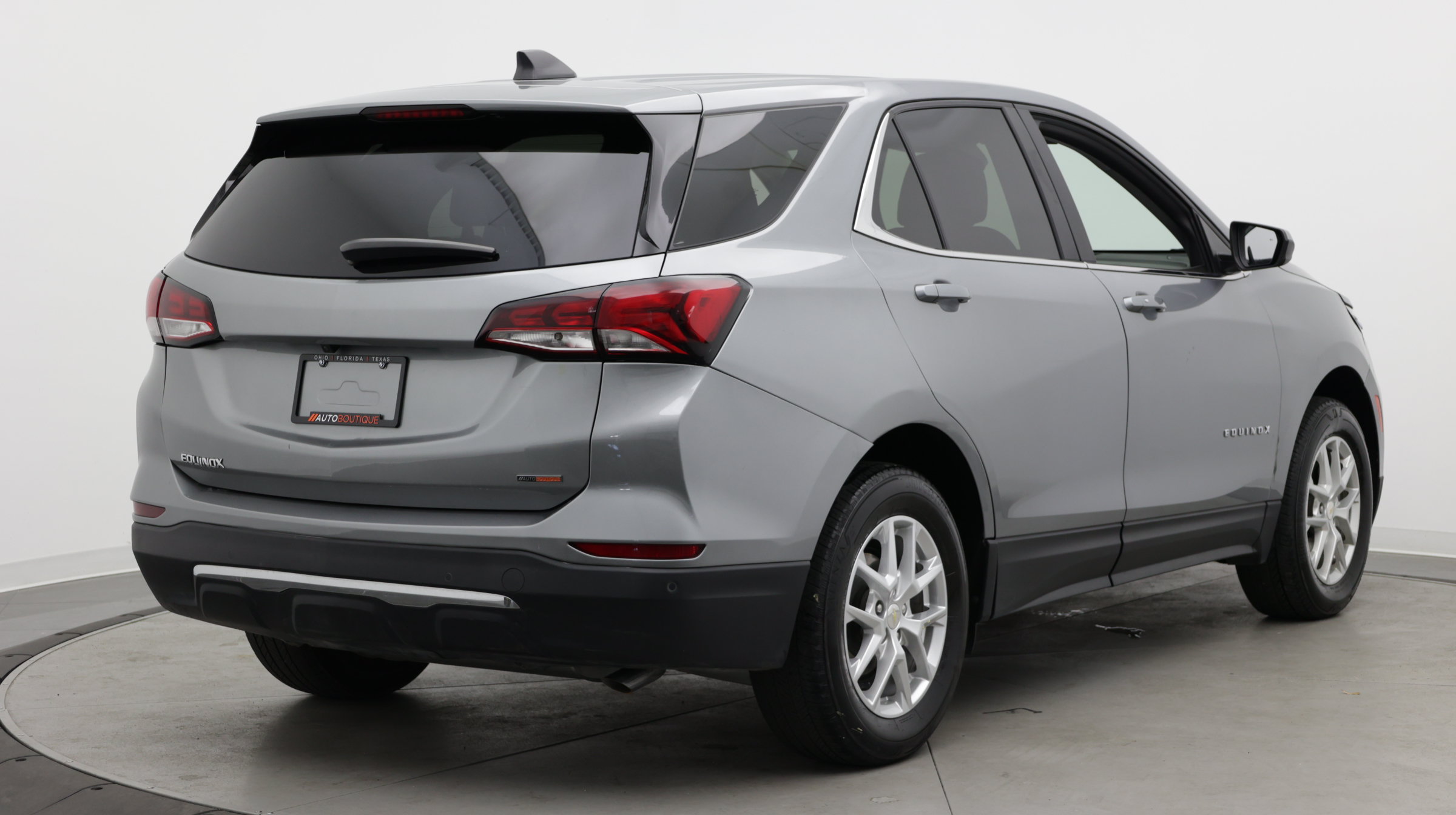 Used 2024 Chevrolet Equinox LT AWD/4WD image 7