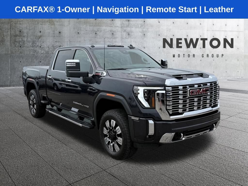 Used 2025 GMC Sierra 2500 Denali AWD/4WD image 1