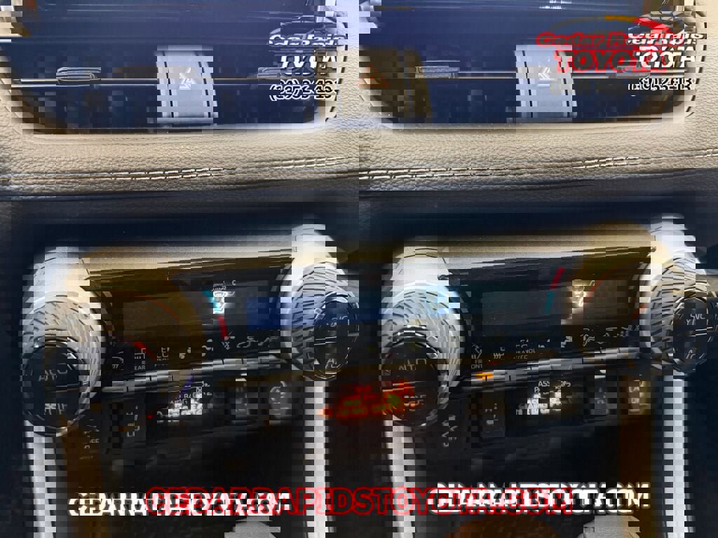 Used 2023 Toyota RAV4 XLE image 15